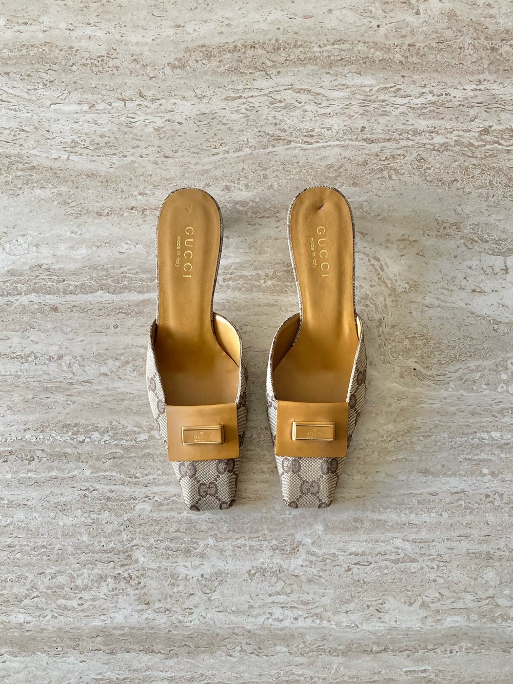 Vintage Gucci GG Canvas Logo Plate Mule Kitten Heels